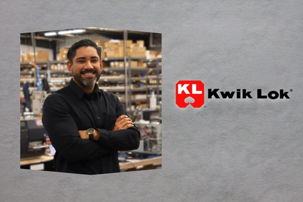 Fernando González and Kwik Lok logo