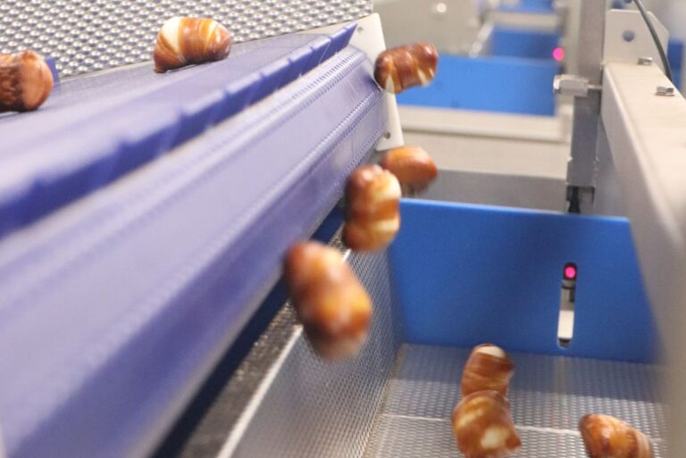 Ditsch USA pretzel nuggets on equipment