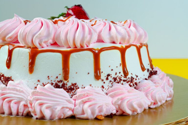 Flavorful celebrations keep cake sales flourishing