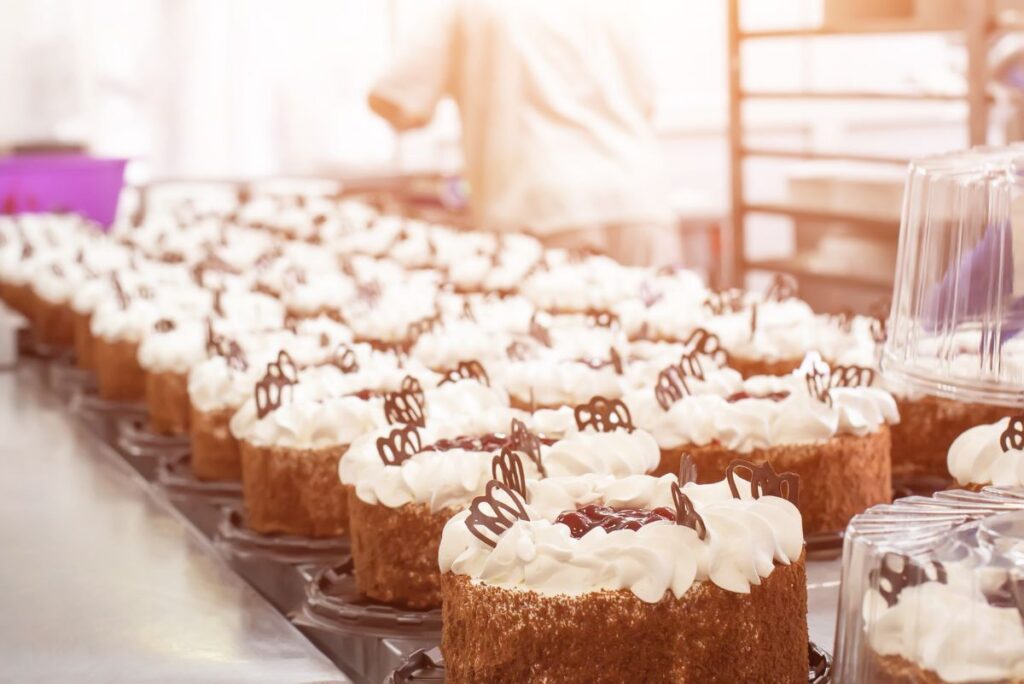 Cakes that blend technology with craft